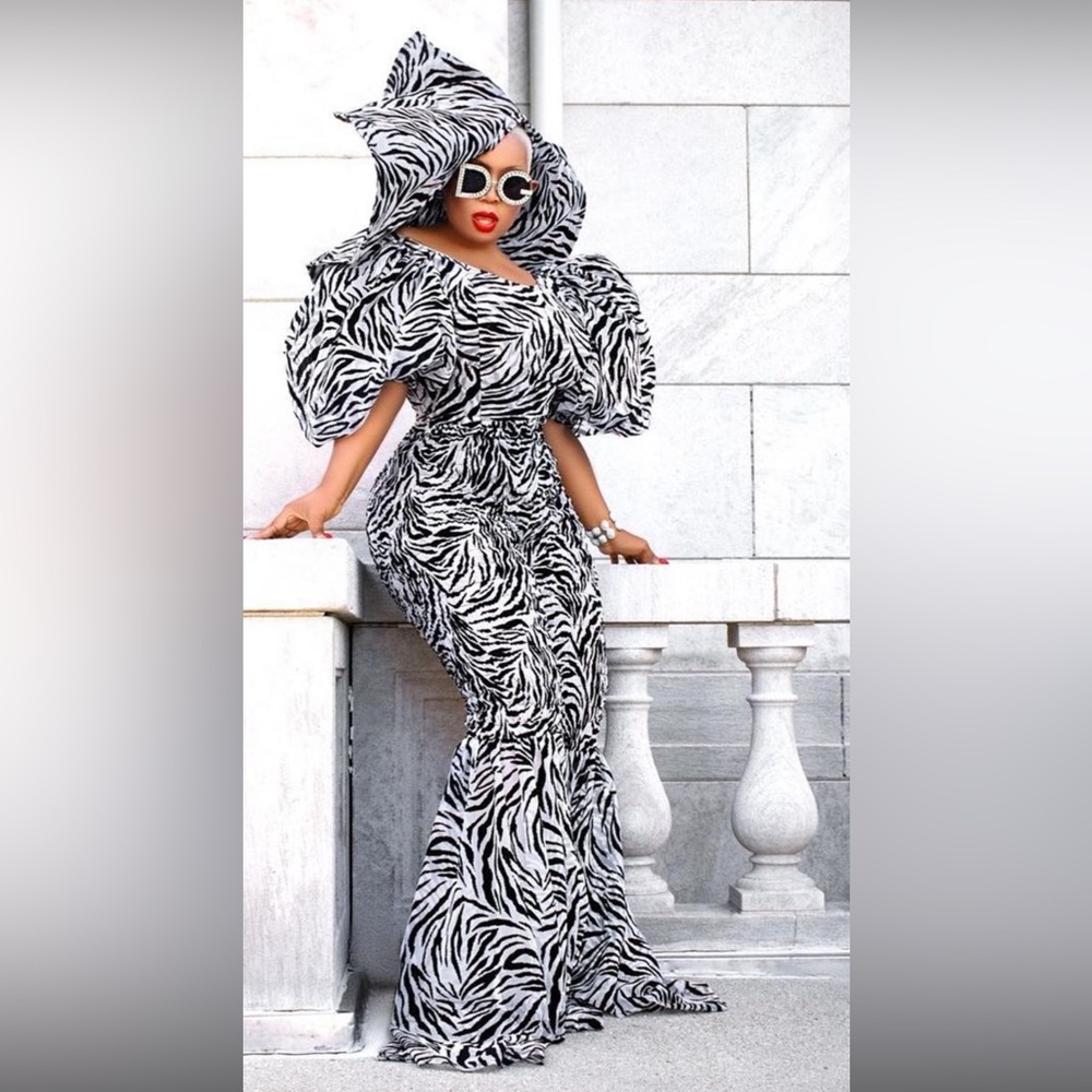 Custom sample (jumpsuit w.hat)